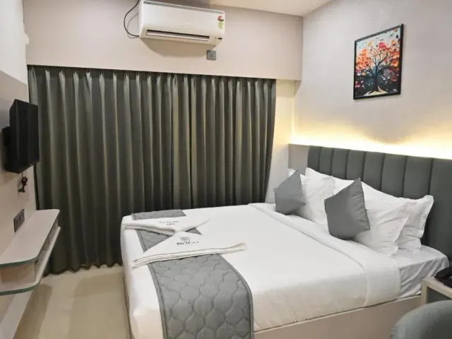 Photo 4 of 10 at Bilton Premium Luxury Hotel Koramangala