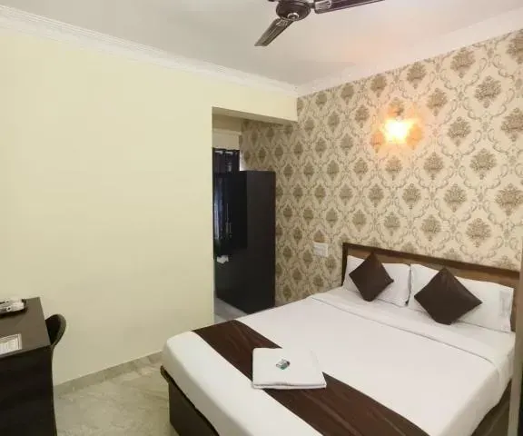 Photo 3 of 10 at Hotel East park Electronic City