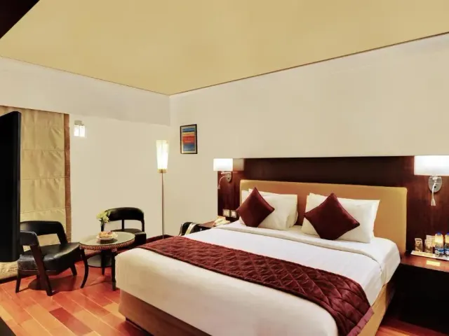 Photo 6 of 10 at Iris The Business Hotel
