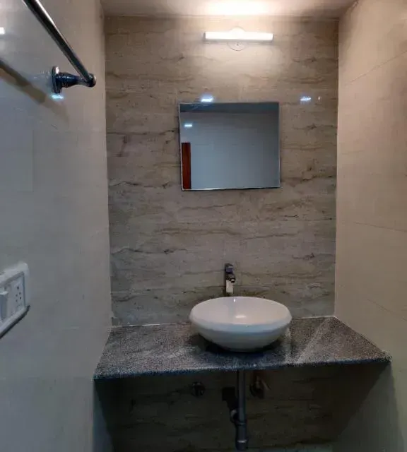 Photo 1 of 10 at Hotel Chetan International