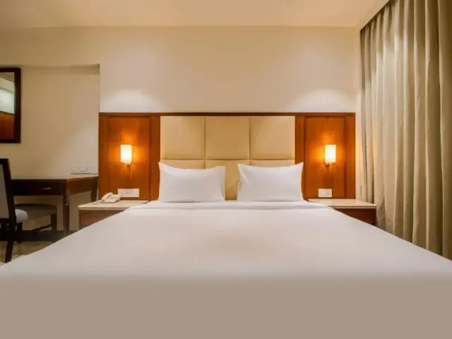 Photo 4 of 10 at Saltstayz Premier- Bengaluru Hebbal Airport Road