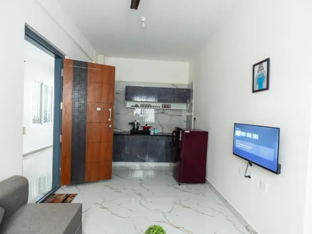 Photo 4 of 10 at 1BHK 2km From Hosa Road Metro with lift 202
