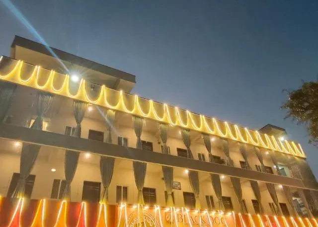 Photo 5 of 10 at Hotel Amulya Regency