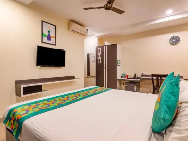 Photo 3 of 10 at Treebo Premium Raj Elegance Manyata Tech Park
