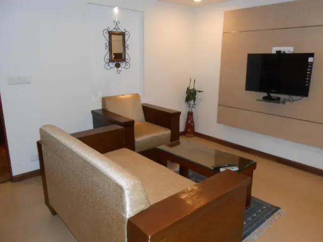 Photo 4 of 10 at Brunton Heights Executive Suites
