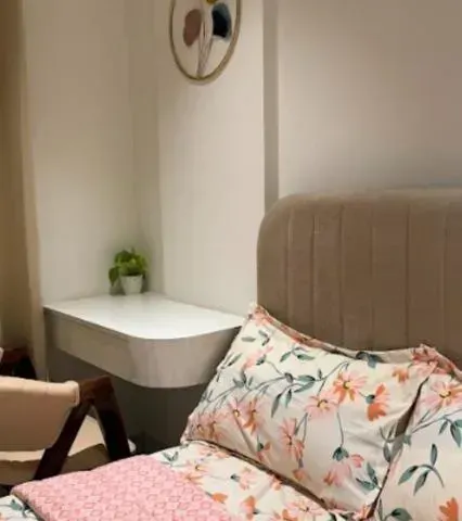 Photo 6 of 10 at Lux Living Hotel