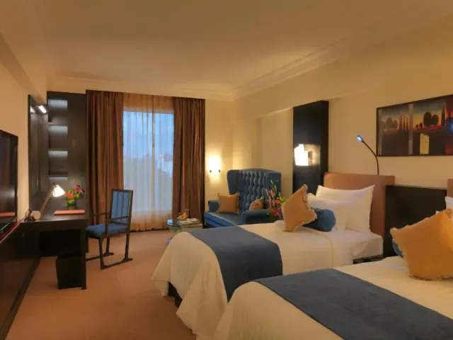 Photo 9 of 10 at Sterlings Mac Hotel