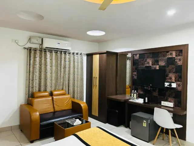 Photo 10 of 10 at The Porch Inn Hotel & Service Apartments Near Nimhans Hospital