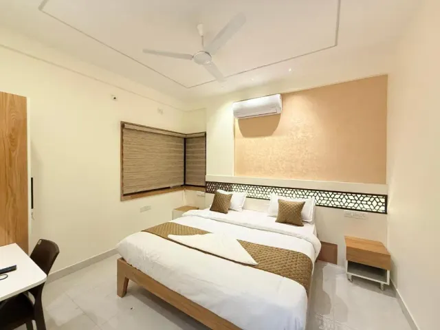 Photo 9 of 10 at BL Suites Executive Rooms