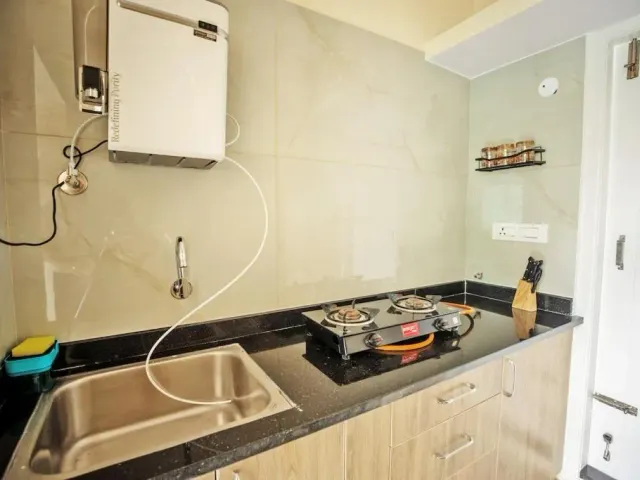 Photo 3 of 10 at 1BHK Near Royal Meenakshi Mall 302