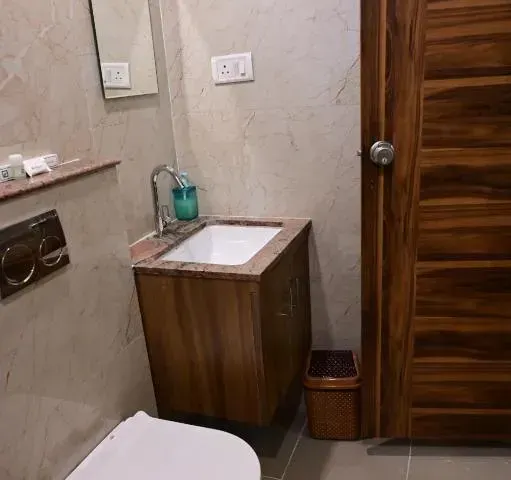 Photo 2 of 10 at Otel Feel Comfort