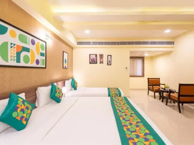 Photo 9 of 10 at Treebo Golden Stay Electronic City