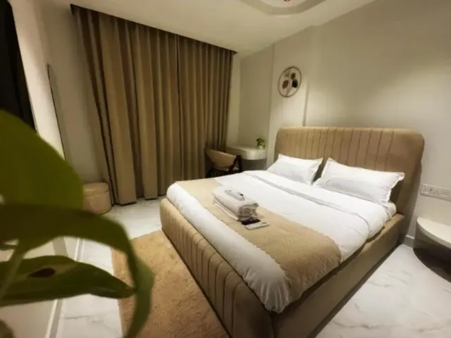 Photo 9 of 10 at Lux Living Hotel