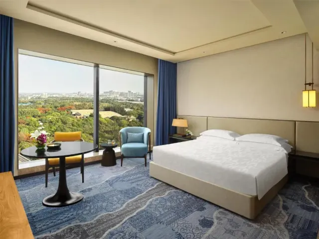 Photo 8 of 10 at The Den Bengaluru, LXR Hotels & Resorts