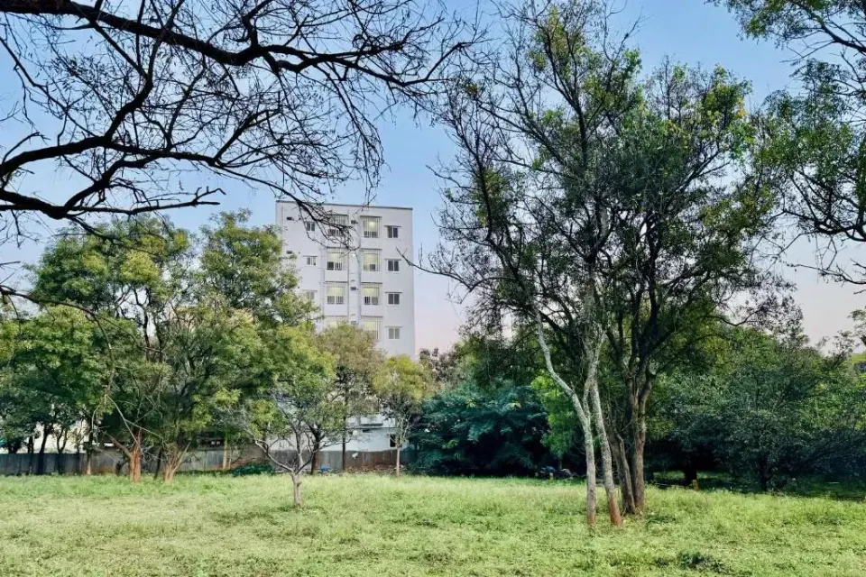 Photo 1 of 10 at Truelife Whitefield - Premium 1 BHK Apartments - Prime location - Easy access to Main Rd - Metro - ITPL - Fast WiFi - Kitchen - Smart TV - Power backup - Park - Garden views
