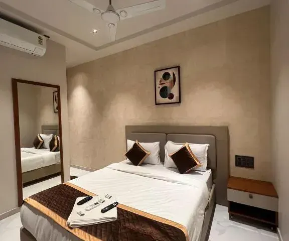Photo 4 of 10 at Hotel Liora Suites