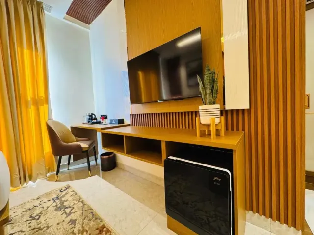 Photo 3 of 10 at ROYAL ACE BOUTIQUE HOTEL - Bhartiya City