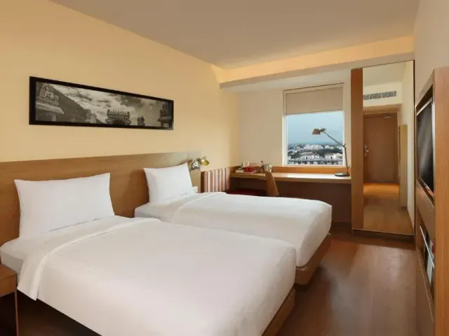 Photo 8 of 10 at ibis Bengaluru Hosur Road - An Accor Brand