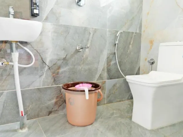 Photo 9 of 10 at 1BHK Near Royal Meenakshi Mall 302