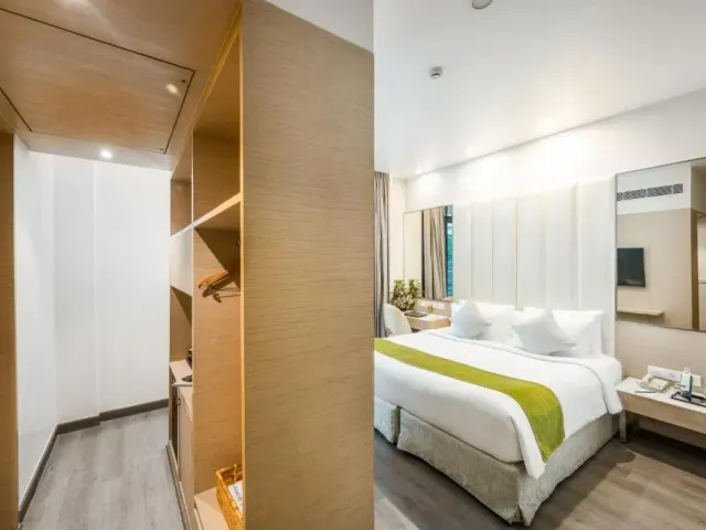 Photo 6 of 10 at Sarovar Portico Outer Ring Road