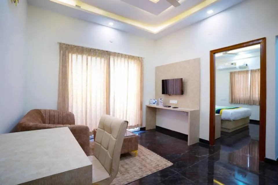 Photo 1 of 10 at Treebo Galaxy Kings Suites Near Manyata Tech Park