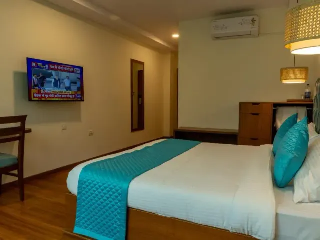 Photo 2 of 10 at Joven's central hotel
