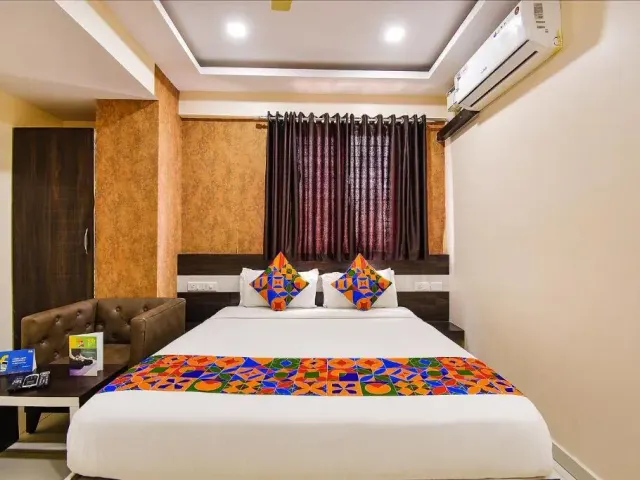 Photo 2 of 10 at FabHotel Rotano Suites - Yelahanka