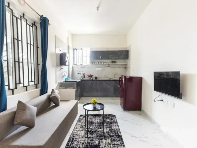 Photo 5 of 10 at 1BHK 2km From Hosa Road Metro with lift 201
