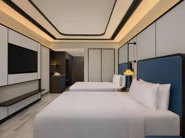 Photo 5 of 10 at DoubleTree By Hilton Bengaluru Airport