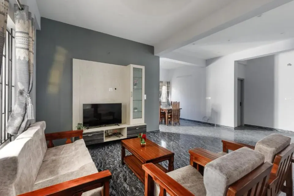 Photo 1 of 10 at Promenade 4th Block by Red Olive 2BHK Jayanagar