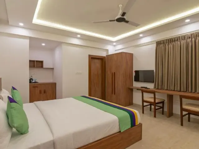 Photo 7 of 10 at Treebo Global Stay, Jayanagar