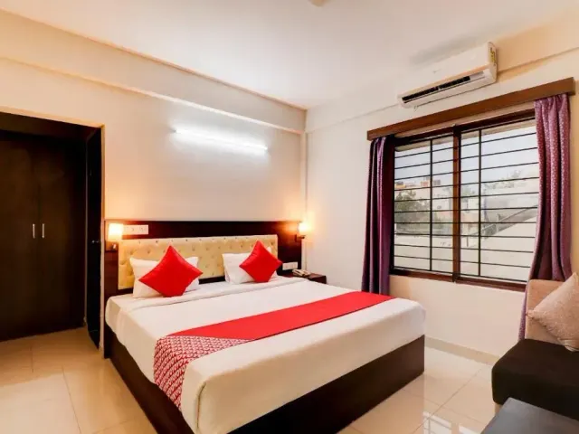 Photo 2 of 10 at Aster Suites
