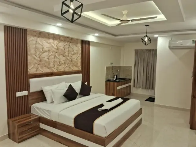 Photo 6 of 10 at Hotel orchid inn