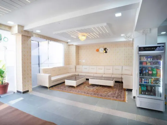 Photo 5 of 10 at Treebo Galaxy Kings Suites Near Manyata Tech Park