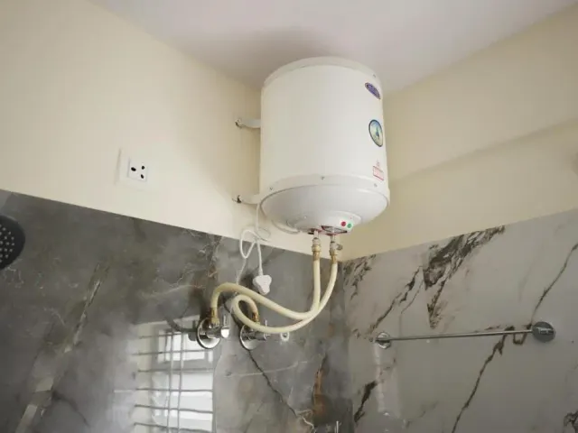 Photo 10 of 10 at 1BHK with ac Near Royal Meenakshi Mall 601