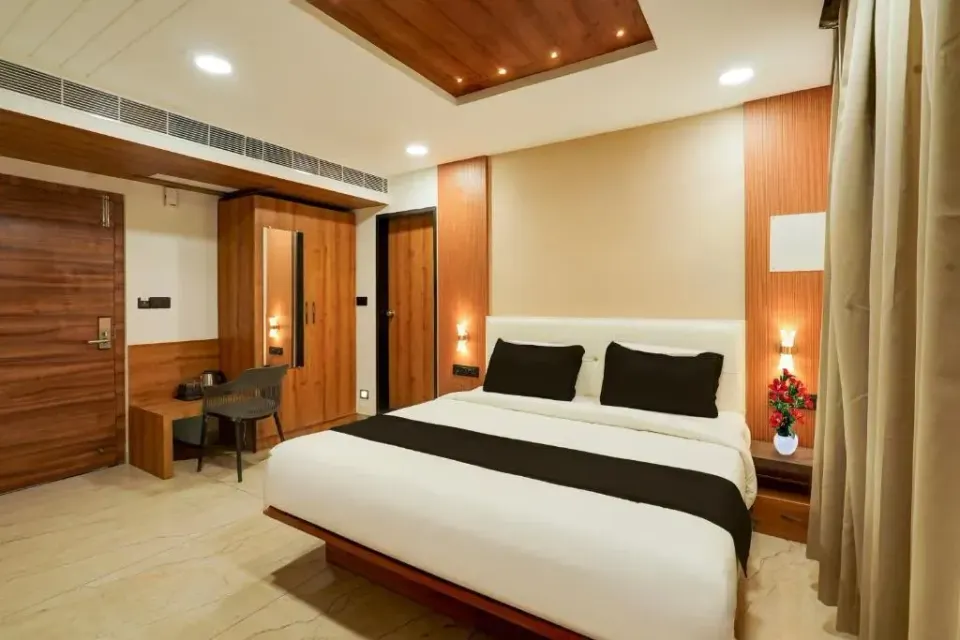 Photo 1 of 10 at Super Townhouse IIM Bangalore Formerly Hotel Onyx