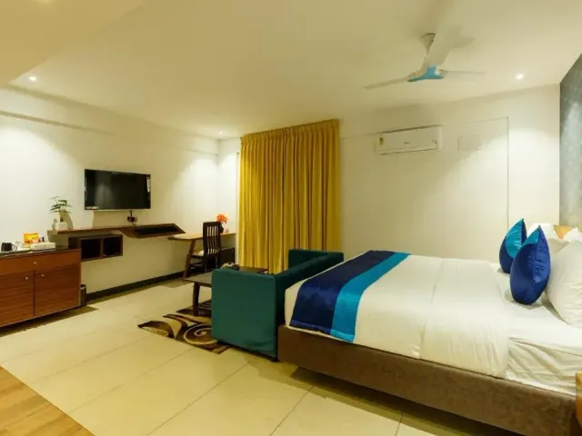 Photo 9 of 10 at Royal Ace Boutique Hotel
