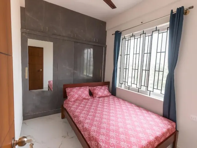 Photo 2 of 10 at 1BHK 2km From Hosa Road Metro with lift 201