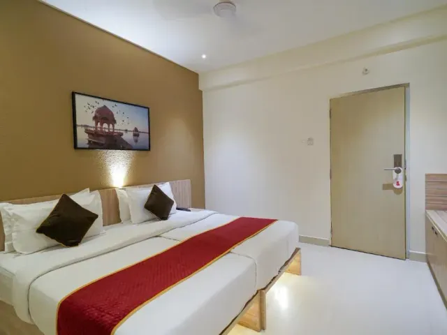 Photo 2 of 10 at Open Hotel by Olive - Langford Suites