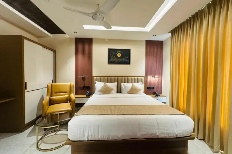 Photo 1 of 10 at ROYAL ACE BOUTIQUE HOTEL - Bhartiya City