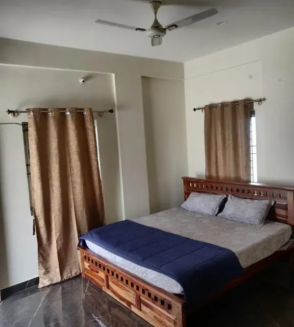 Photo 1 of 10 at Castle Hebbal Room with Kitchen