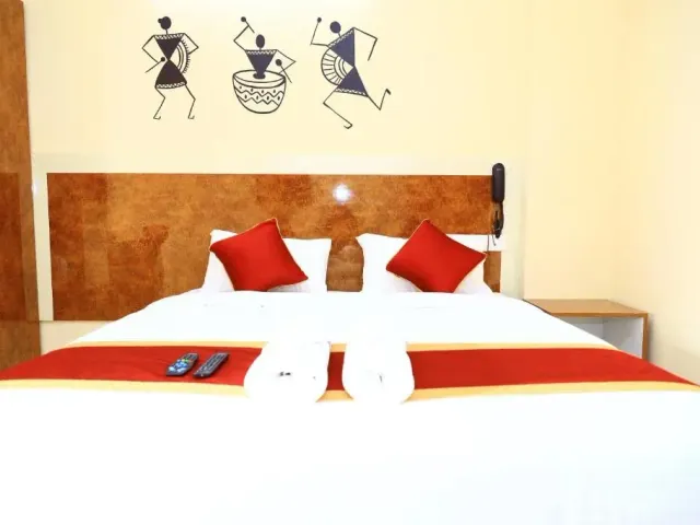 Photo 7 of 10 at Sasthi Suites