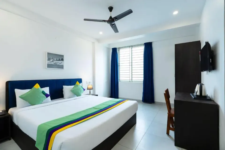 Photo 1 of 10 at Treebo The Grand Skyla, Malleshwaram