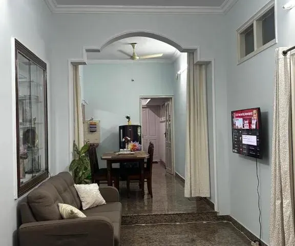 Photo 5 of 10 at Spacious 2BR Home in Prime Halasuru Near MG Road
