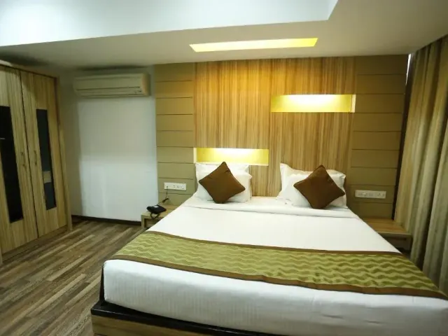 Photo 4 of 10 at Hotel City Centre Residency