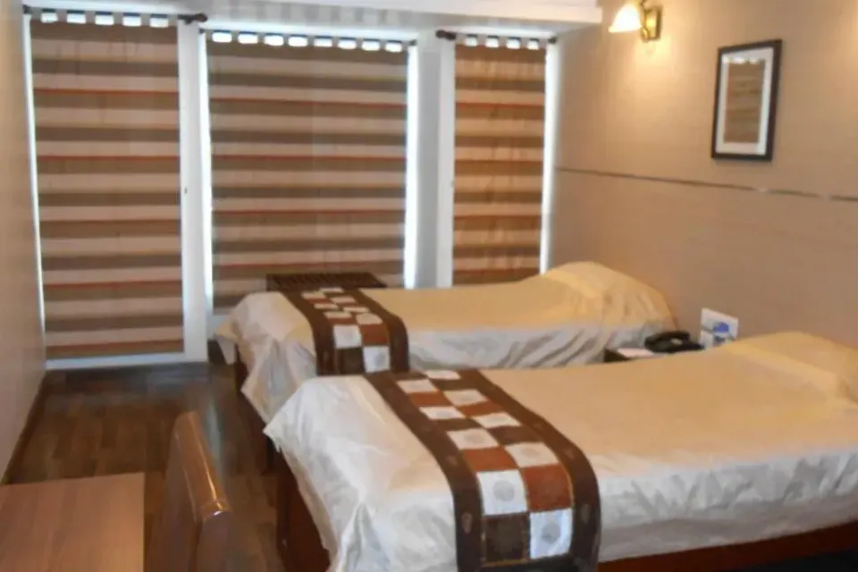 Photo 1 of 10 at Brunton Heights Executive Suites