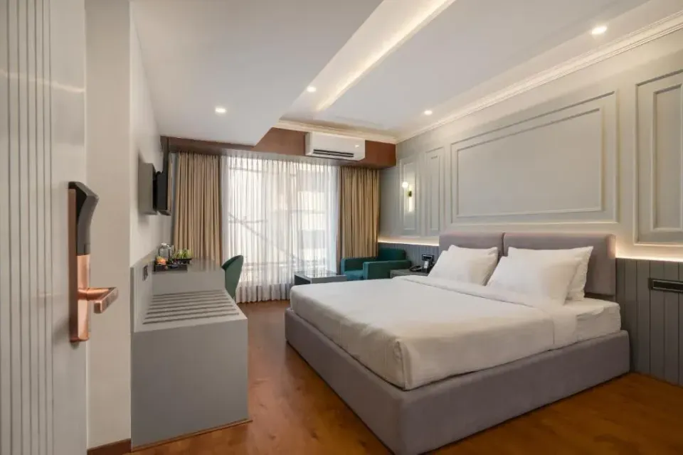 Photo 1 of 6 at Pelican Inn
