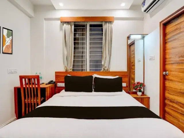 Photo 5 of 10 at Super Townhouse Marathahalli Near Sri Nagalingeshwar Swamy Temple Formerly Hotel Avenue