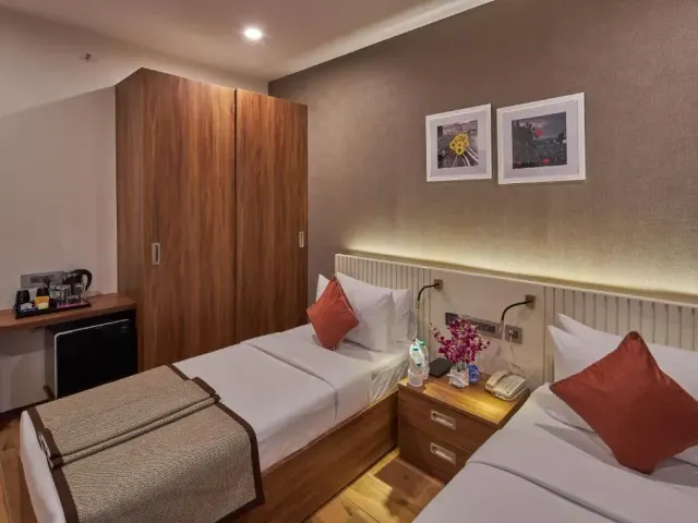 Photo 4 of 10 at Regenta Inn Grand-ORR, Mahadevapura