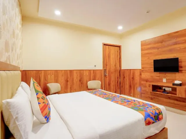 Photo 10 of 10 at FabHotel Golden Stay I
